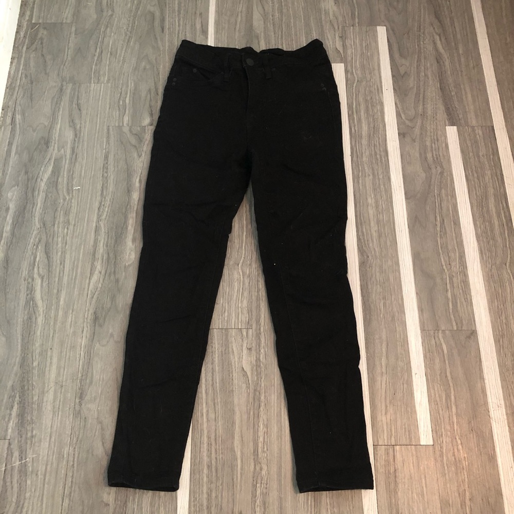 Black high rise skinny jeans